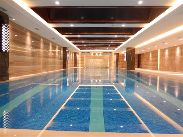 別墅建室內恒溫游泳池好不好？